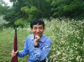 【高军诗歌】警徽映长安