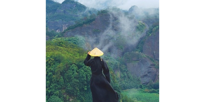 【纯子散文随笔】在烟火深阔处种一株魏晋清欢