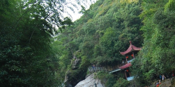 【笑君散文】翡翠谷，情人谷