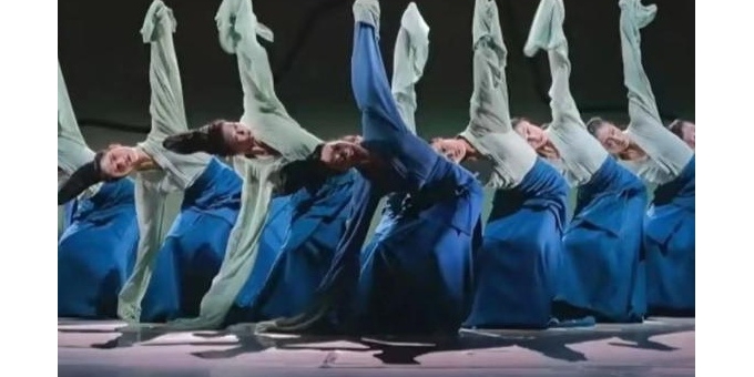 【徐东风诗歌】只此青绿之《寻石》