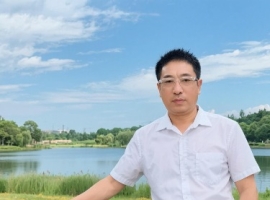 【小桥流水现代诗歌】《月暖寒檐》