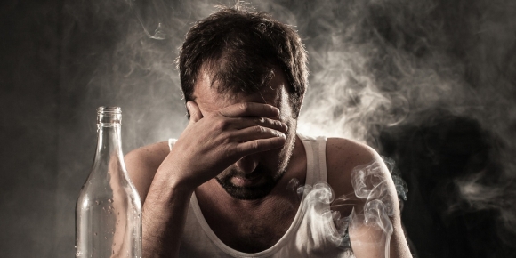 【徐东风散文】那些喝酒抽烟的男人