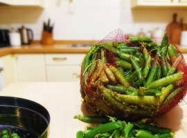 【小桥流水现代诗歌】《豌豆与豌豆尖》