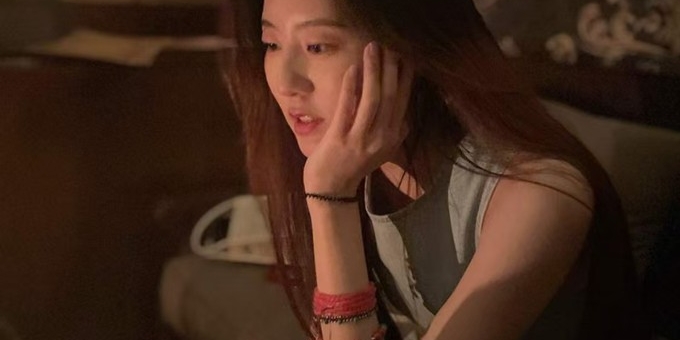 【纯子诗歌】 穹影行吟—— 致光影诗人王一媛