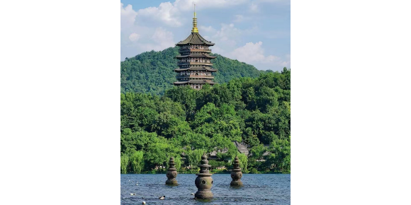 【孟宪福诗词】雷  峰  塔