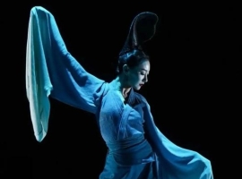 【徐东风诗歌】只此青绿之《青绿》