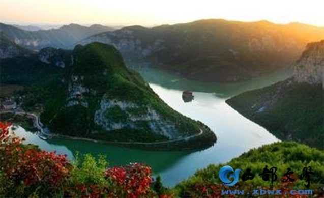 t01b0ee8090366cbf00_副本.jpg