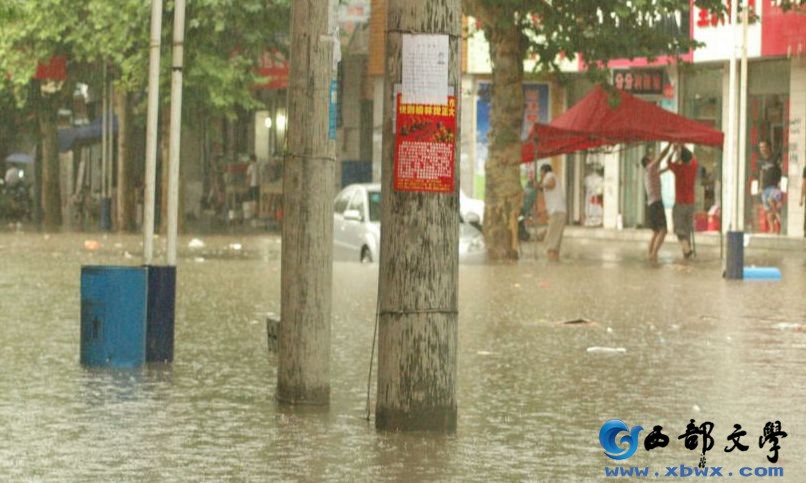 大雨.jpg