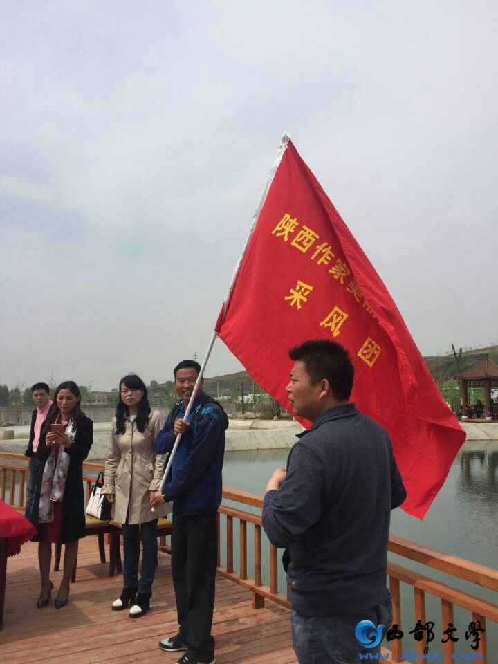 QQ图片20160413063741.jpg