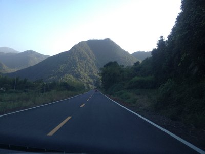 400_wKgHzVYThyOAbSZsAAbPeVCQfmo487大山村7.jpg